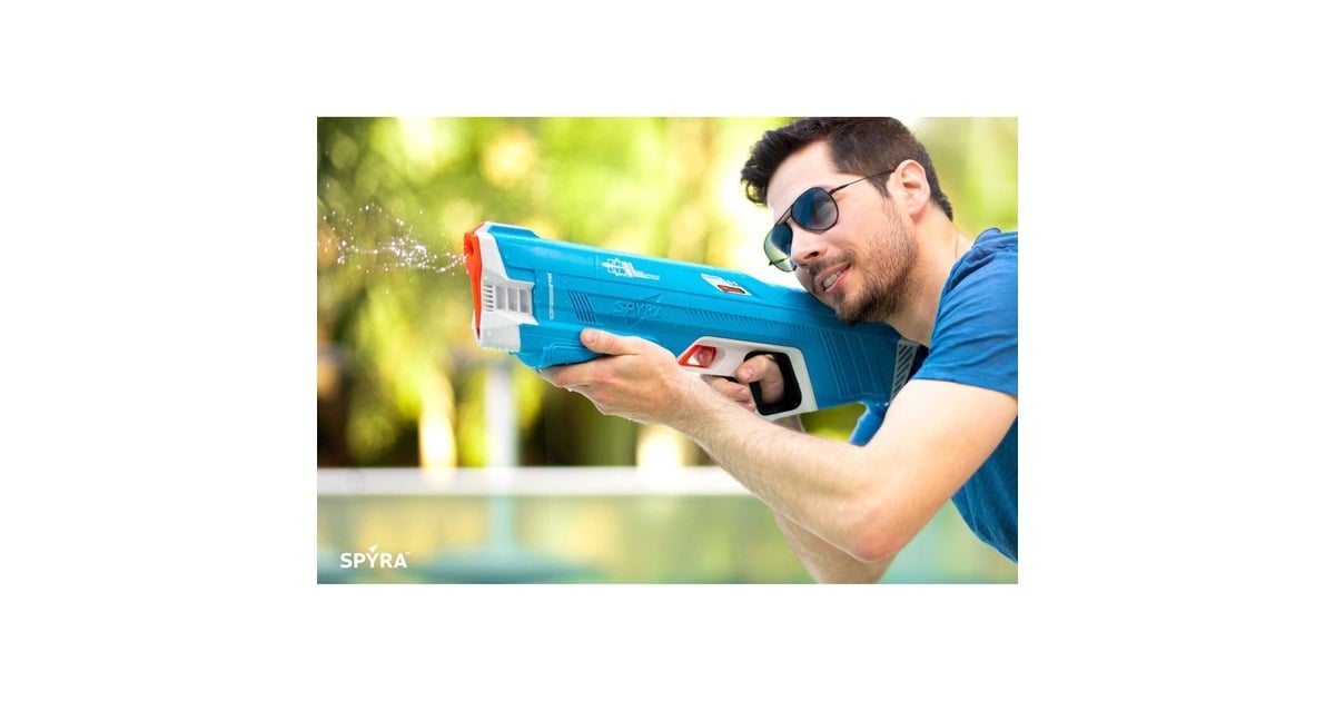 Spyra 3 : on a testé le pistolet à eau le plus puissant du monde