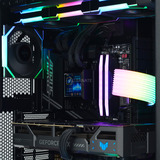 ALTERNATE Pure Lian Li R7-5070Ti, PC gaming Ryzen 7 9800X3D | RTX 5070 Ti | 32 Go | 2 To SSD