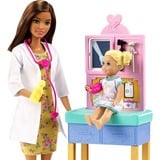 Mattel Barbie Poupée de carrière - Pédiatre - Brune 