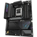 GIGABYTE X870E AORUS PRO carte mère socket AM5 Noir, RAID, 2.5 Gb-LAN, WLAN, BT, Sound, ATX