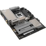 SAPPHIRE NITRO+ X870EA WIFI7 Phantom Link carte mère socket AM5 Noir/Argent, 5 Gb-LAN, Wi-Fi 7, BT 5.4, Sound, ATX