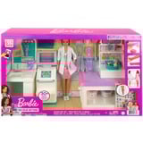 Barbie Fast Cast Clinic Playset, Poupée 