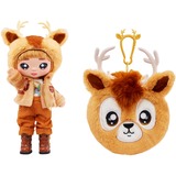 MGA Entertainment Na! Na! Na! Surprise - 2-en-1 Cozy series - Reindeer, Poupée 