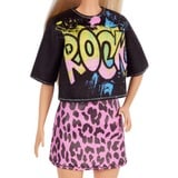 Barbie Fashionistas Doll 155 - T-Shirt graphique "Rock", Poupée 