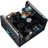 DeepCool PX-P 1300W Platinum alimentation  1x 12VHPWR, 5x 6+2 broches PCIe, Gestion des câbles