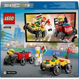 LEGO City - Kit de voiture de course: camion de livraison de pizzas contre camion de pompiers, Jouets de construction 60458 | set de course de caisses à savon