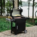 Masterbuilt AutoIgnite Series 545 Digital barbecue au charbon de bois Noir