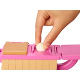 Barbie Noodle Bar, Poupée 