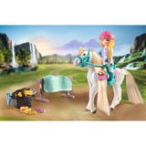 PLAYMOBIL Horses of Waterfall - Isabella & Lioness avec aire de lavage pour chevaux, Jouets de construction 71354