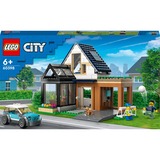 LEGO City - La maison familiale et la voiture électrique, Jouets de construction 60398