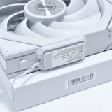 Lian Li Galahad II LCD 280 TL Wireless, Watercooling Blanc, Connecteur de ventilateur PWM à 4 broches