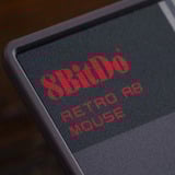 8BitDo 8BitDo Retro R8 Mouse N Edition, Souris gaming Gris/Rouge