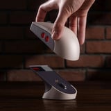 8BitDo Retro R8 Mouse N Edition, Souris gaming Gris/Rouge, 50 - 26 000 DPI, Bluetooth / USB-C / 2,4 GHz