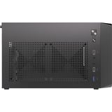 Antec  boîtier midi tower Noir | 3x USB-A | Window