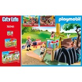 PLAYMOBIL City Life - Terrain de jeux d'aventure avec épave de bateau, Jouets de construction 70741