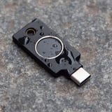 Yubico YubiKey C Bio - FIDO Edition, Clé de sécurité Noir, USB-C