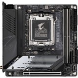 GIGABYTE B650I AORUS ULTRA, Socket AM5 carte mère Noir/Argent, RAID, 2.5 Gb-LAN, Wi-Fi 6E, BT 5.2, Sound, Mini-ITX