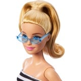 Barbie Fashionistas #213 - Poupée blonde avec haut rayé, jupe rose et lunettes de soleil 