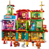 LEGO Disney Princess - La maison magique des Madrigal, Jouets de construction 43245