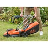 BLACK+DECKER BCMW3318L2-QW 2x 18V, Tondeuse à gazon Orange/Noir, 2x 18V 2.5Ah Batterie et chargeur inclus