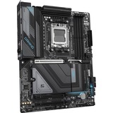 GIGABYTE X870 GAMING X WIFI7 carte mère socket AM5 Noir/gris, RAID, 2.5 Gb-LAN, WLAN, BT, Sound, ATX