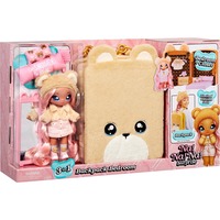 MGA Entertainment Na! Na! Na! Surprise 3-in-1 Backpack Bedroom Series 2 Playset - Sarah Snuggles (Teddy Bear), Poupée 