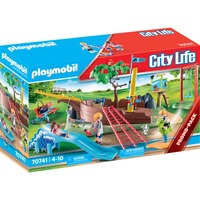 PLAYMOBIL City Life - Terrain de jeux d'aventure avec épave de bateau, Jouets de construction 70741